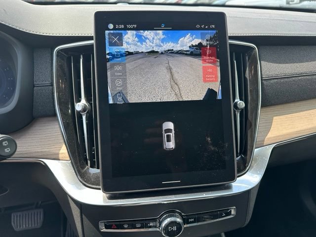 Used 2025 Volvo XC90 B6 Plus AWD/4WD image 28