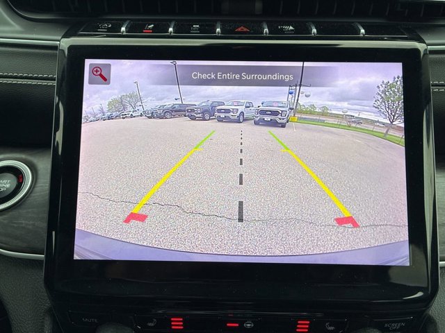 Used 2023 Jeep Grand Cherokee Limited AWD/4WD image 21