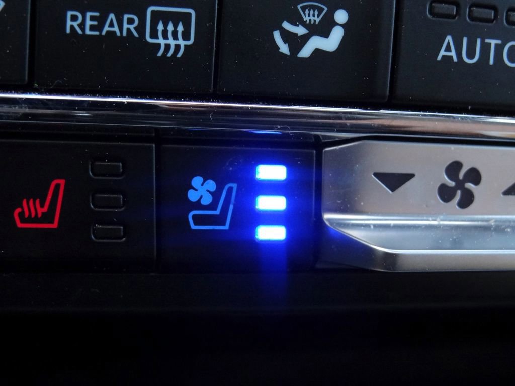 Certified 2025 Ford F150 King Ranch w/ FX4 Off-Road Package image 40