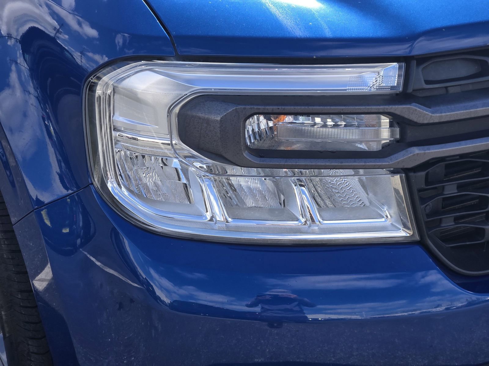 Certified 2024 Ford Maverick XLT w/ XLT Luxury Package image 9