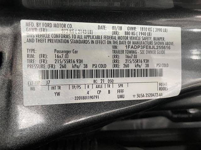 Certified 2018 Ford Focus SE FWD image 33