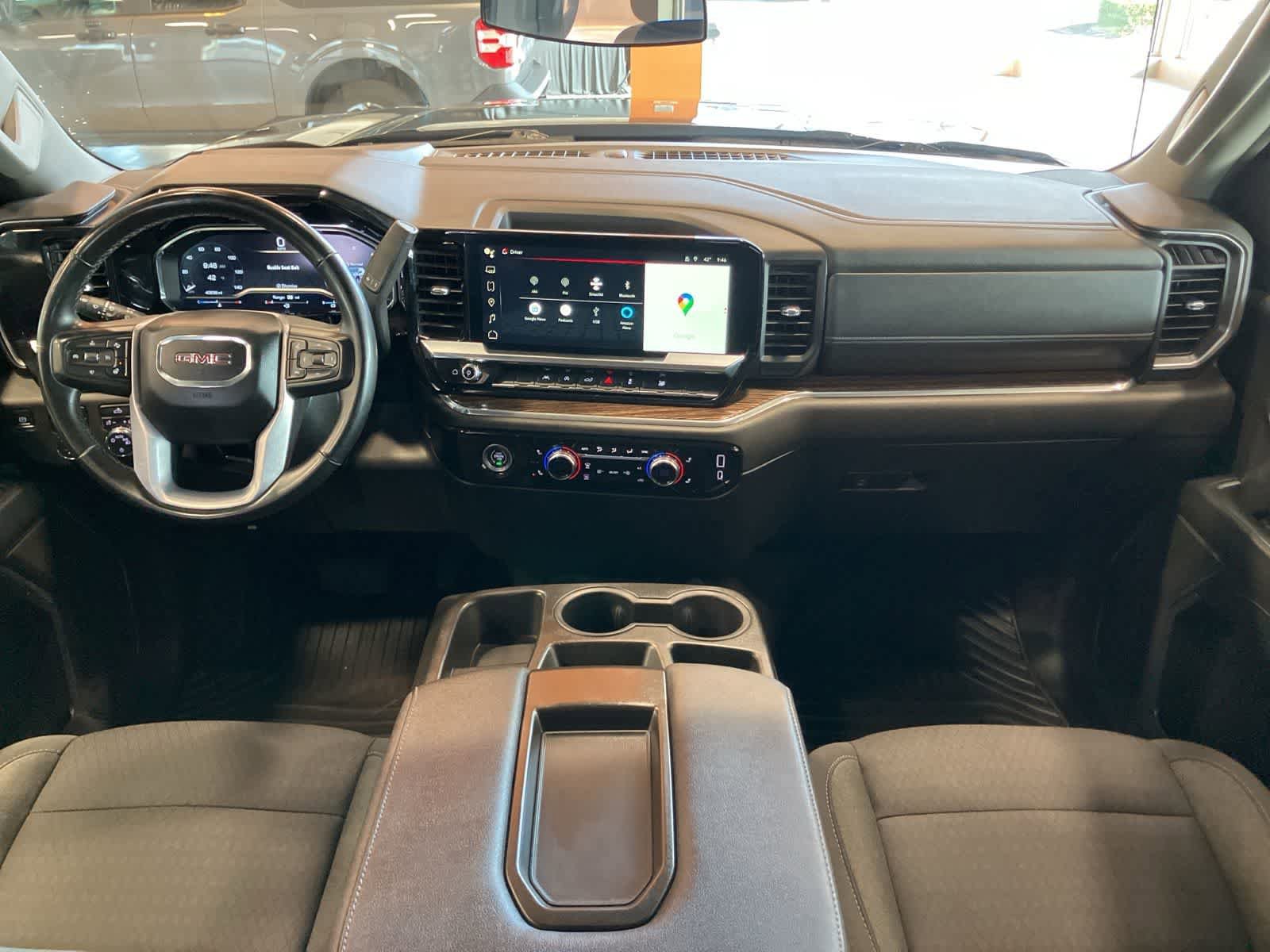 Used 2023 GMC Sierra 1500 SLE w/ Enhanced Capability Package AWD/4WD image 21
