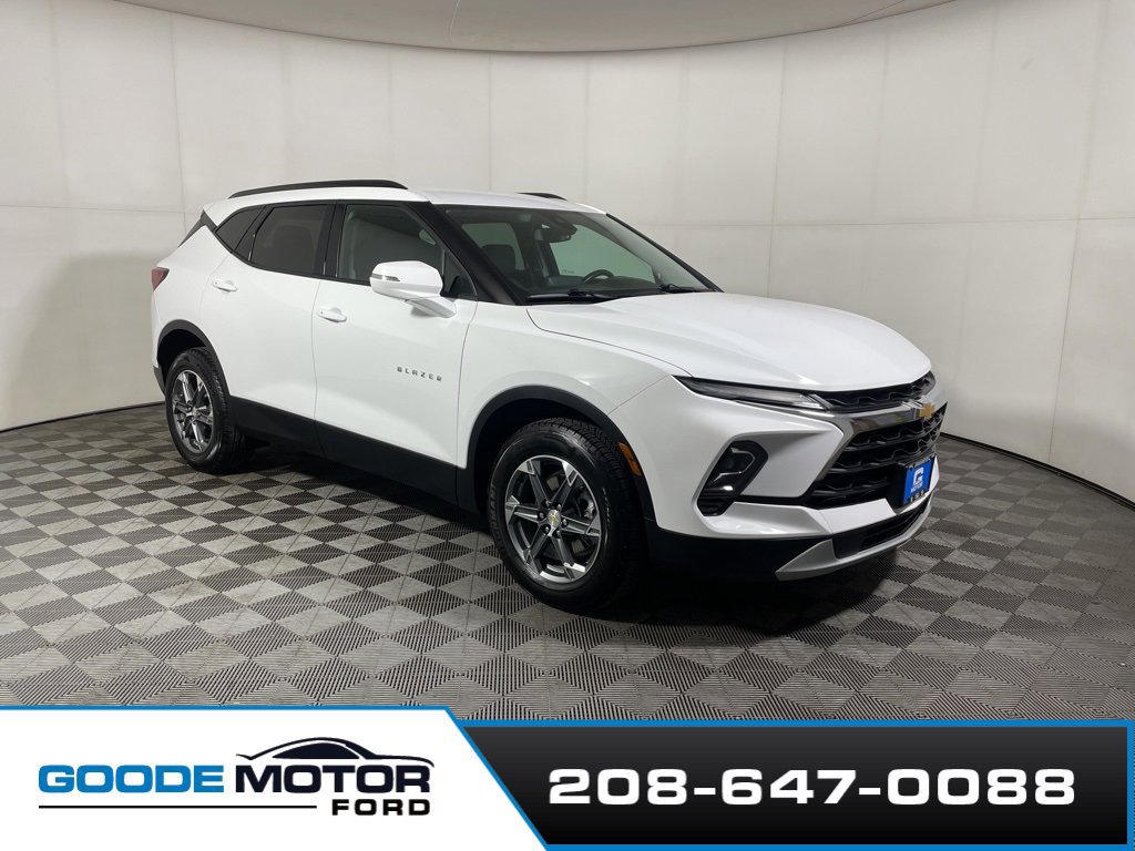 Used 2023 Chevrolet Blazer LT image 6