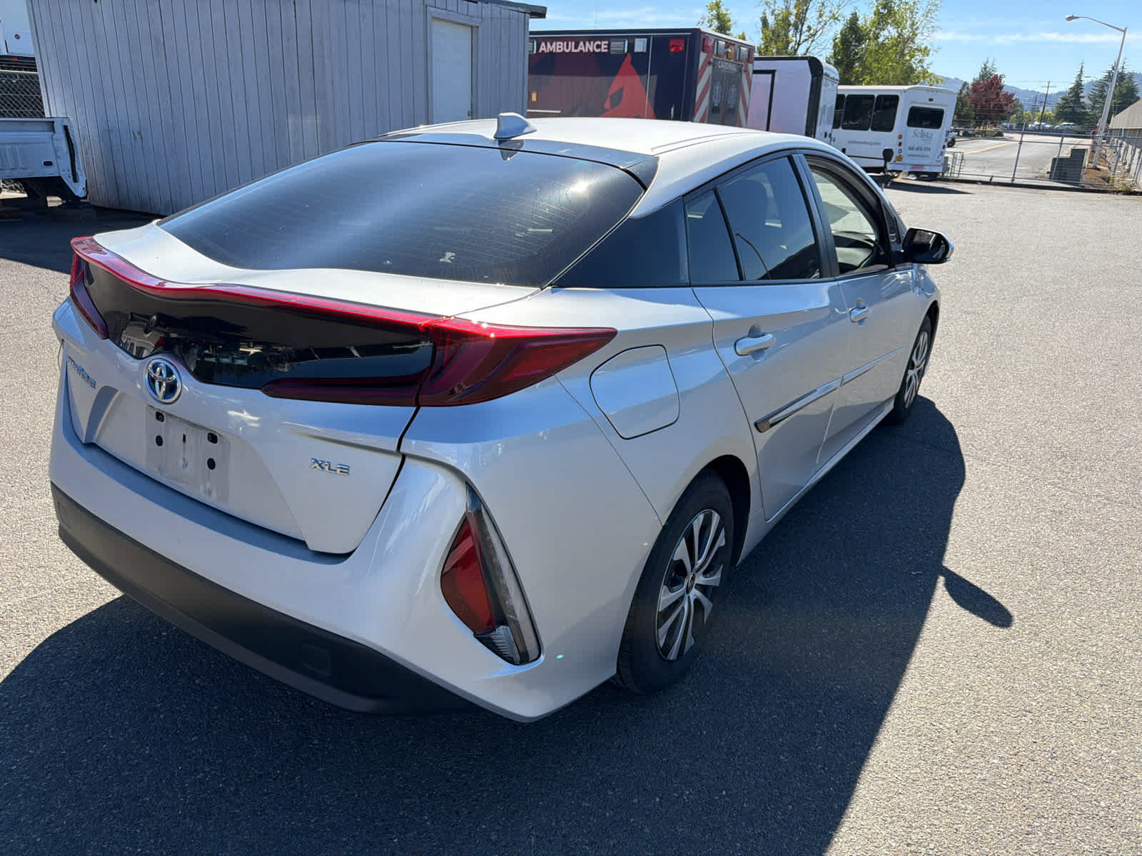 Used 2022 Toyota Prius Prime XLE FWD image 6