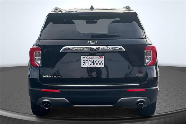 Certified 2022 Ford Explorer Limited w/ Hybrid Equipment Group 310A image 3