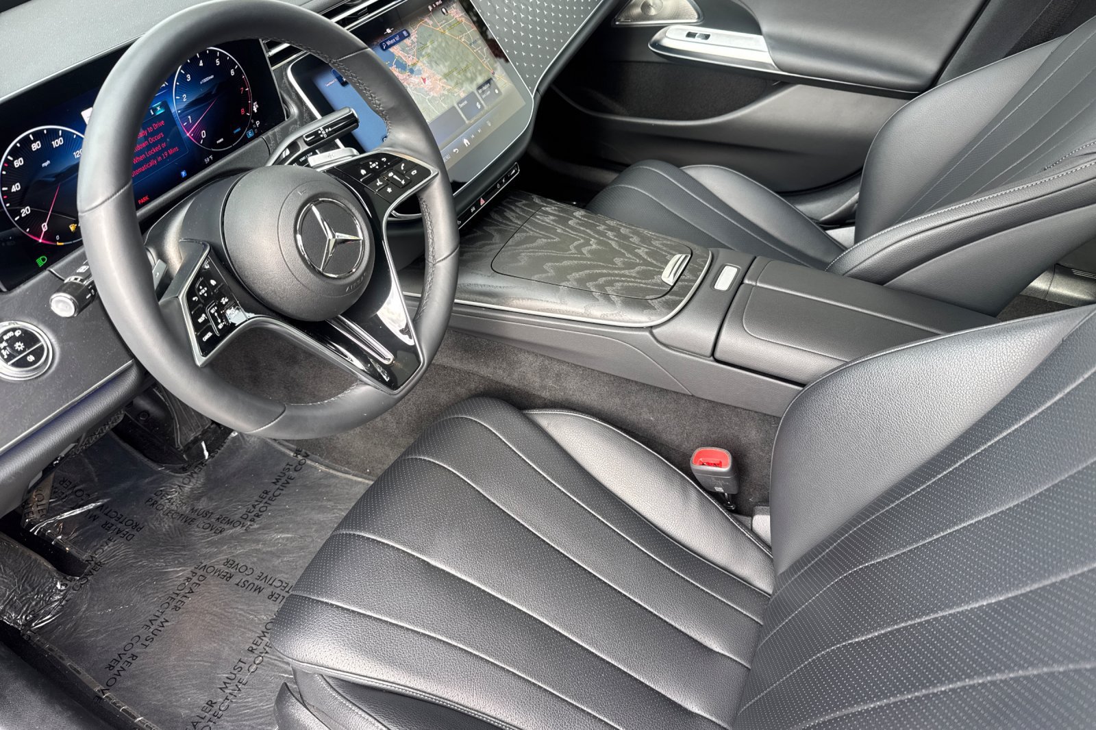 Used 2024 Mercedes-Benz E 350 4MATIC Sedan w/ Driver Assistance Package image 10