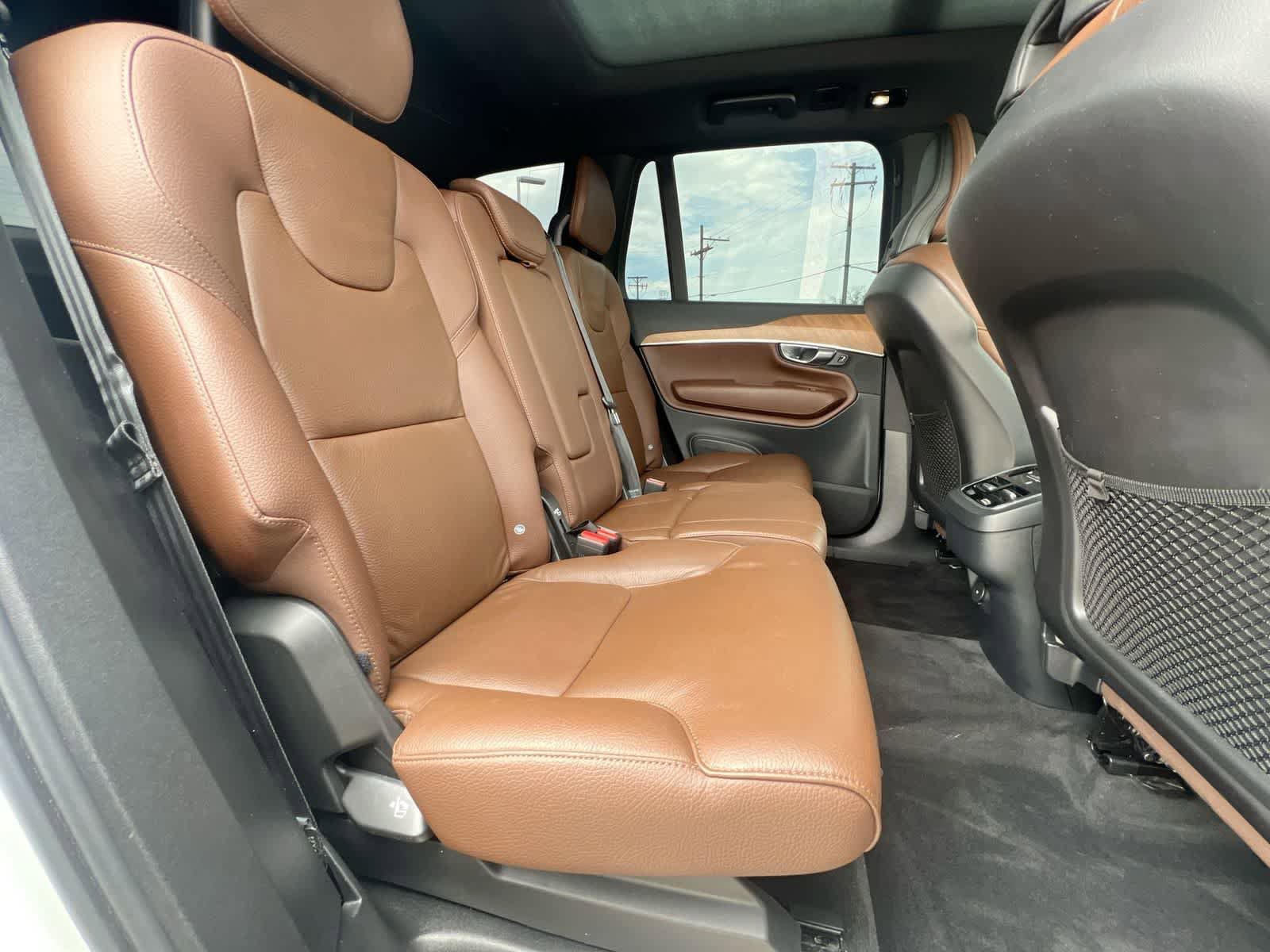 Used 2023 Volvo XC90 B6 Plus w/ Protection Package Premier AWD/4WD image 19