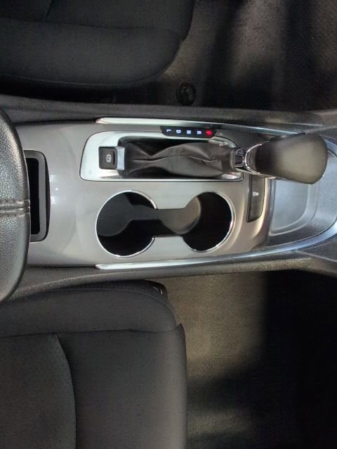 Used 2022 Chevrolet Malibu LT FWD image 24