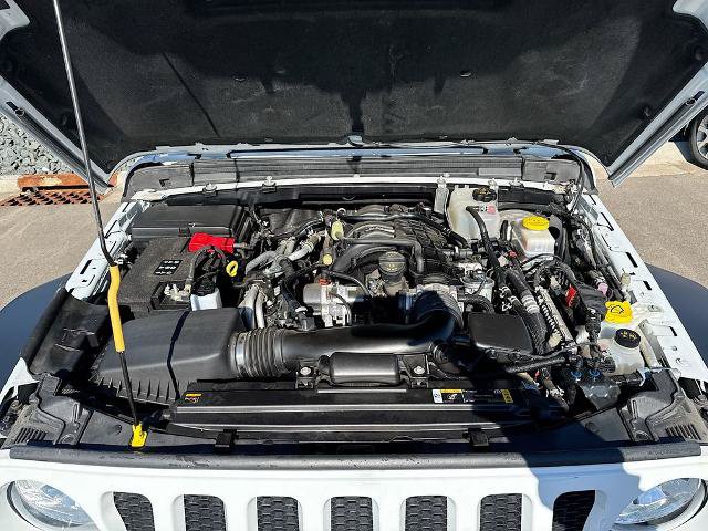 Used 2023 Jeep Wrangler Sport AWD/4WD image 21
