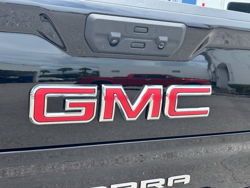 Used 2026 GMC Sierra 1500 SLT RWD image 24
