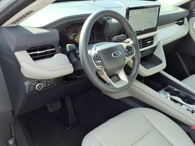 Certified 2026 Ford Explorer Active w/ Active Comfort Package AWD/4WD image 20