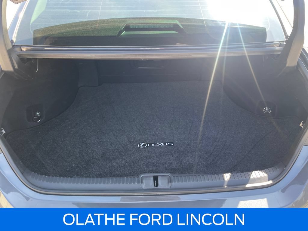 Used 2022 Lexus ES 300h w/ Accessory Package 2 FWD image 30