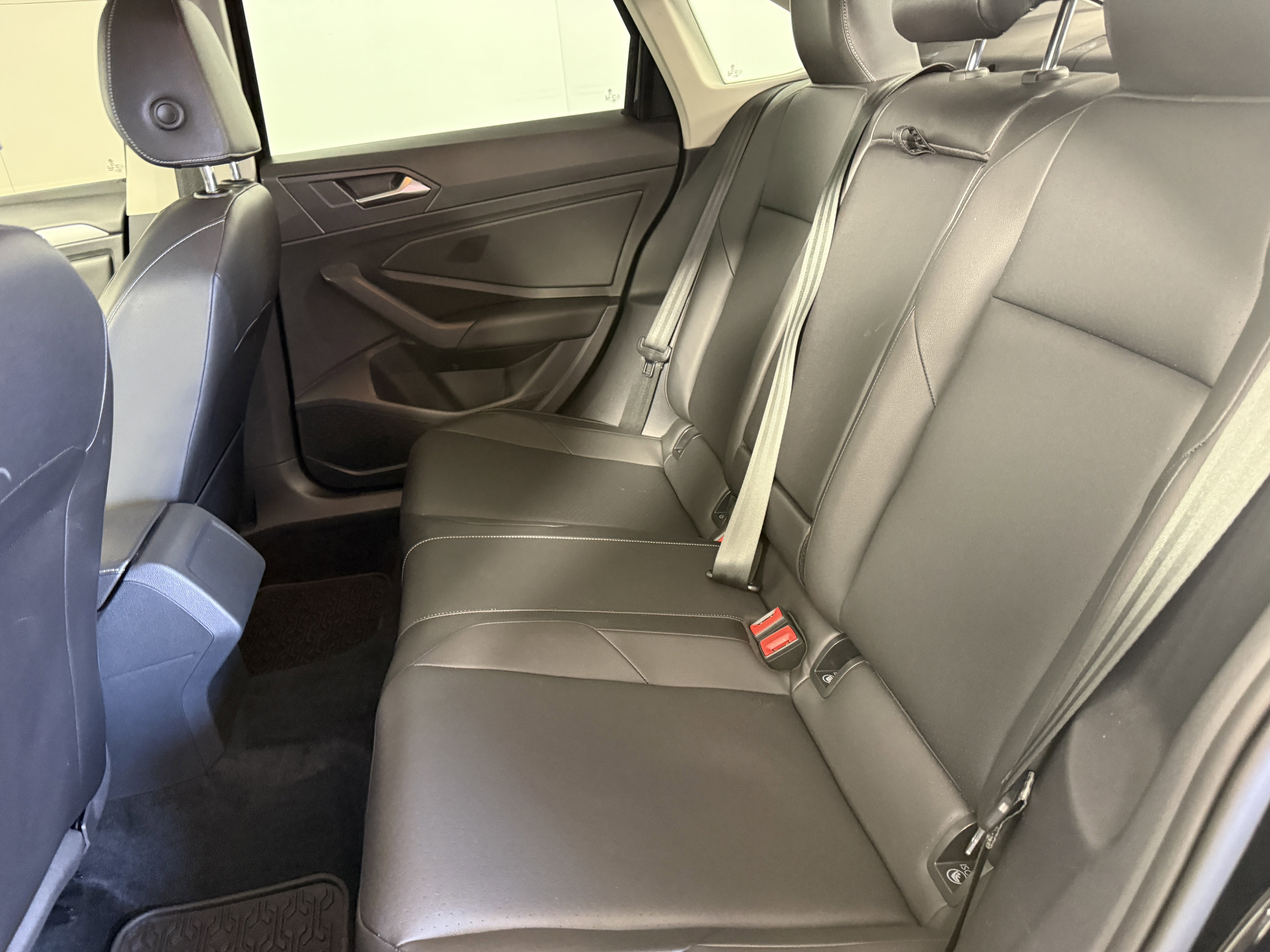 Used 2019 Volkswagen Jetta SE image 15