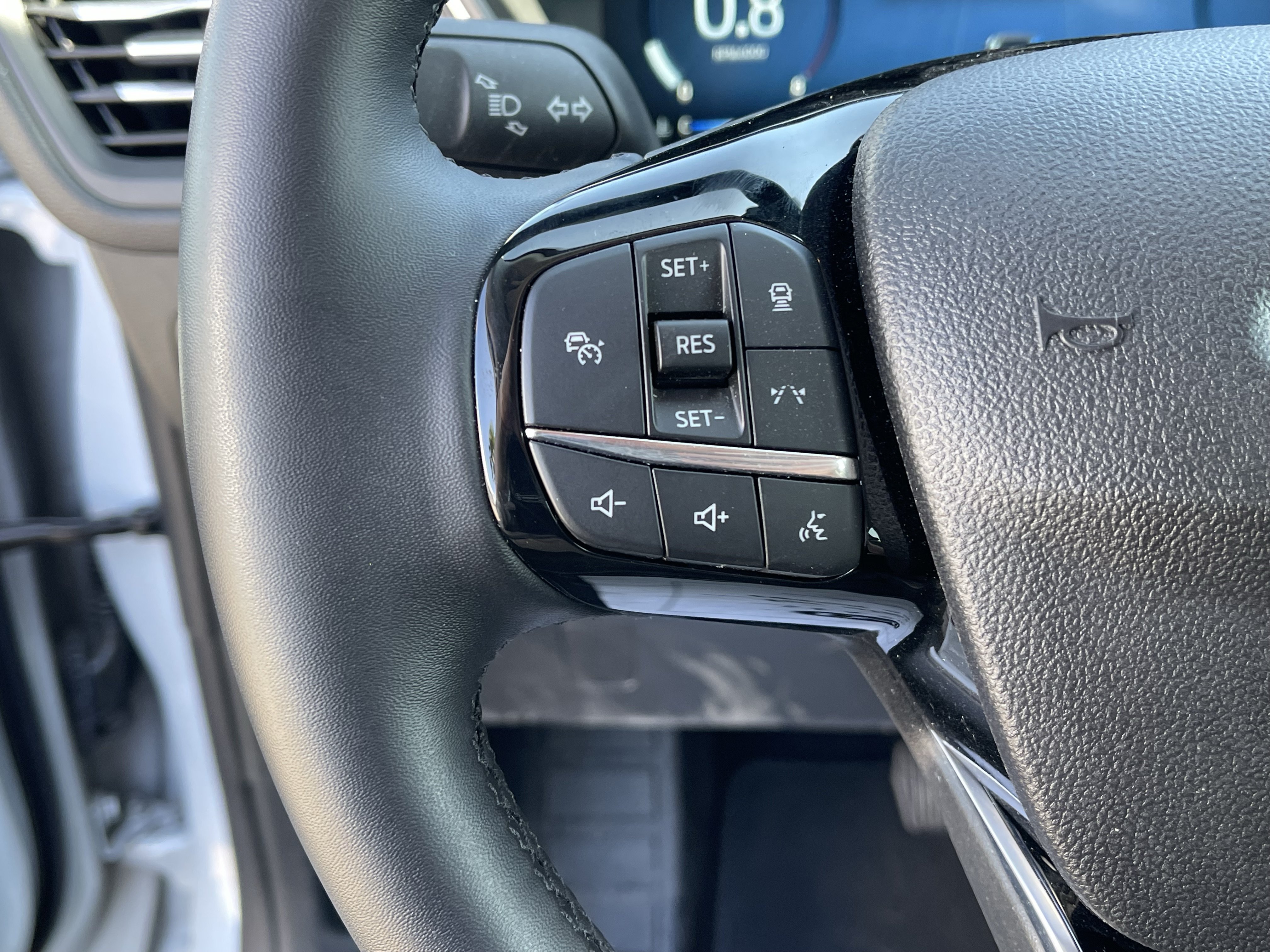 Certified 2025 Ford Escape Platinum AWD/4WD image 16
