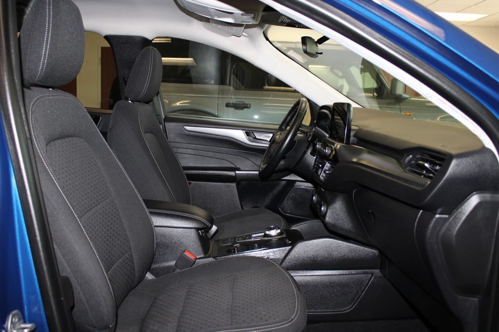 Certified 2023 Ford Escape Active AWD/4WD image 57