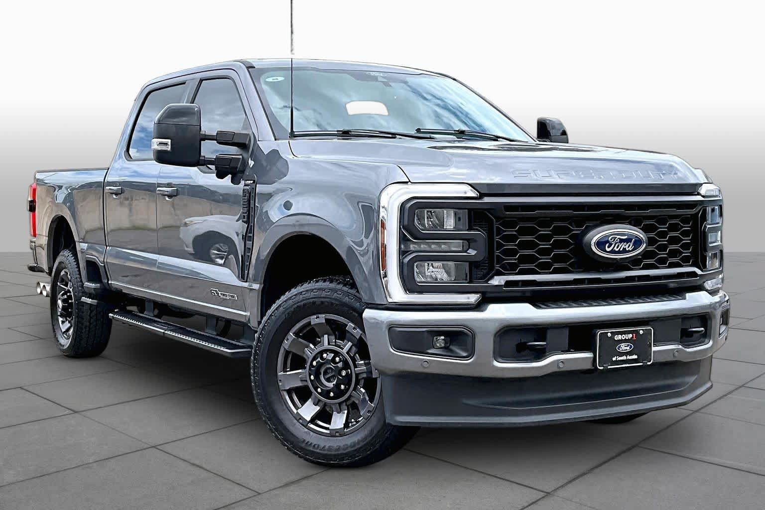 Certified 2024 Ford F250 Lariat w/ Lariat Ultimate Package AWD/4WD image 3