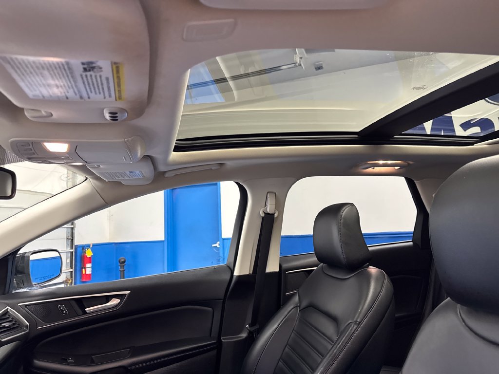 Certified 2023 Ford Edge SEL w/ Convenience Package AWD/4WD image 25