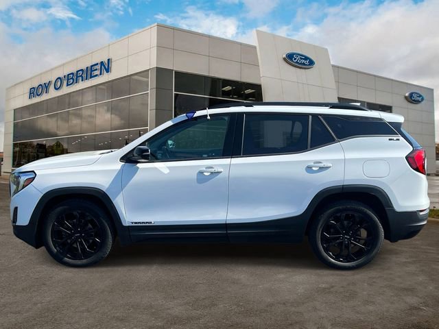 Used 2020 GMC Terrain SLE w/ Driver Convenience Package FWD image 2