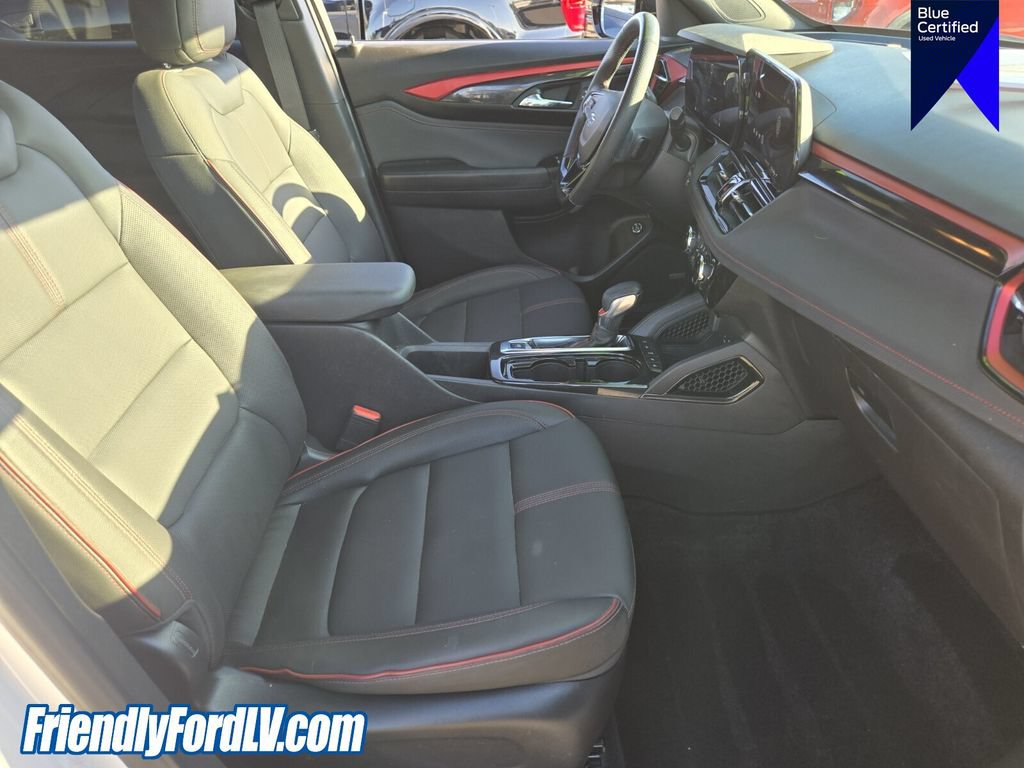 Used 2025 Chevrolet TrailBlazer RS w/ Convenience Package FWD image 20