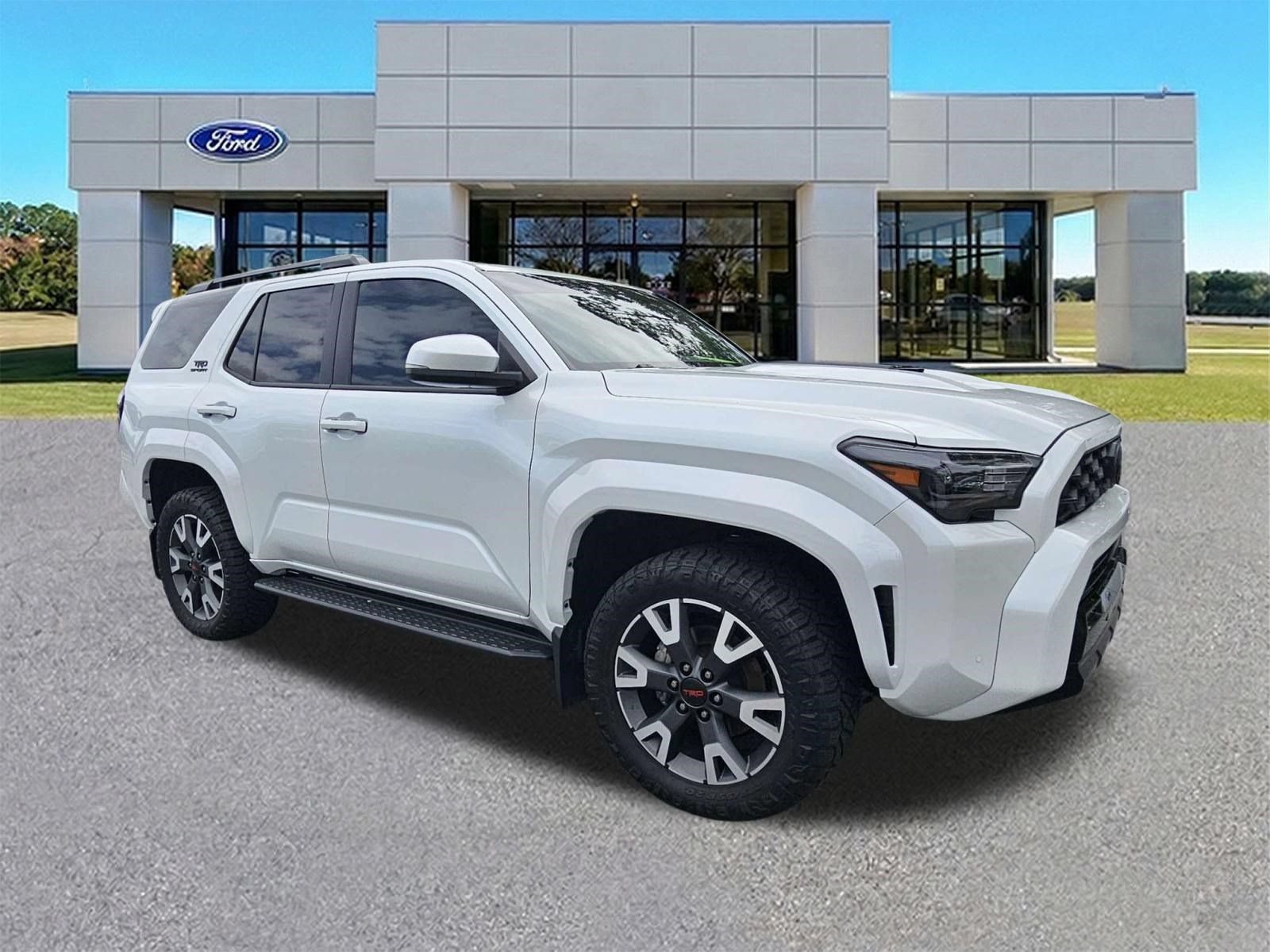 Used 2025 Toyota 4Runner TRD Sport AWD/4WD image 2