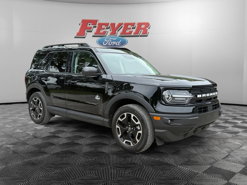 Certified 2023 Ford Bronco Sport Outer Banks w/ Tech Package AWD/4WD image 7