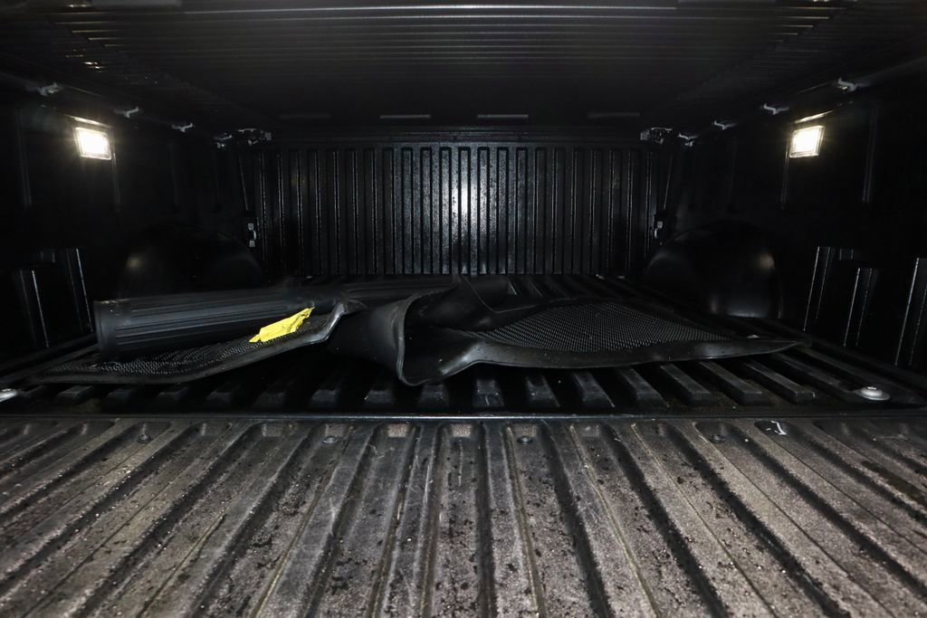 Used 2024 Toyota Tundra Platinum AWD/4WD image 16