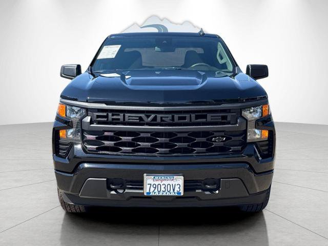 Used 2023 Chevrolet Silverado 1500 Custom w/ 2.7L Blackout Package AWD/4WD image 8