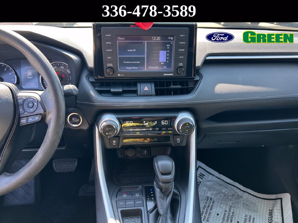 Used 2021 Toyota RAV4 XLE FWD image 19