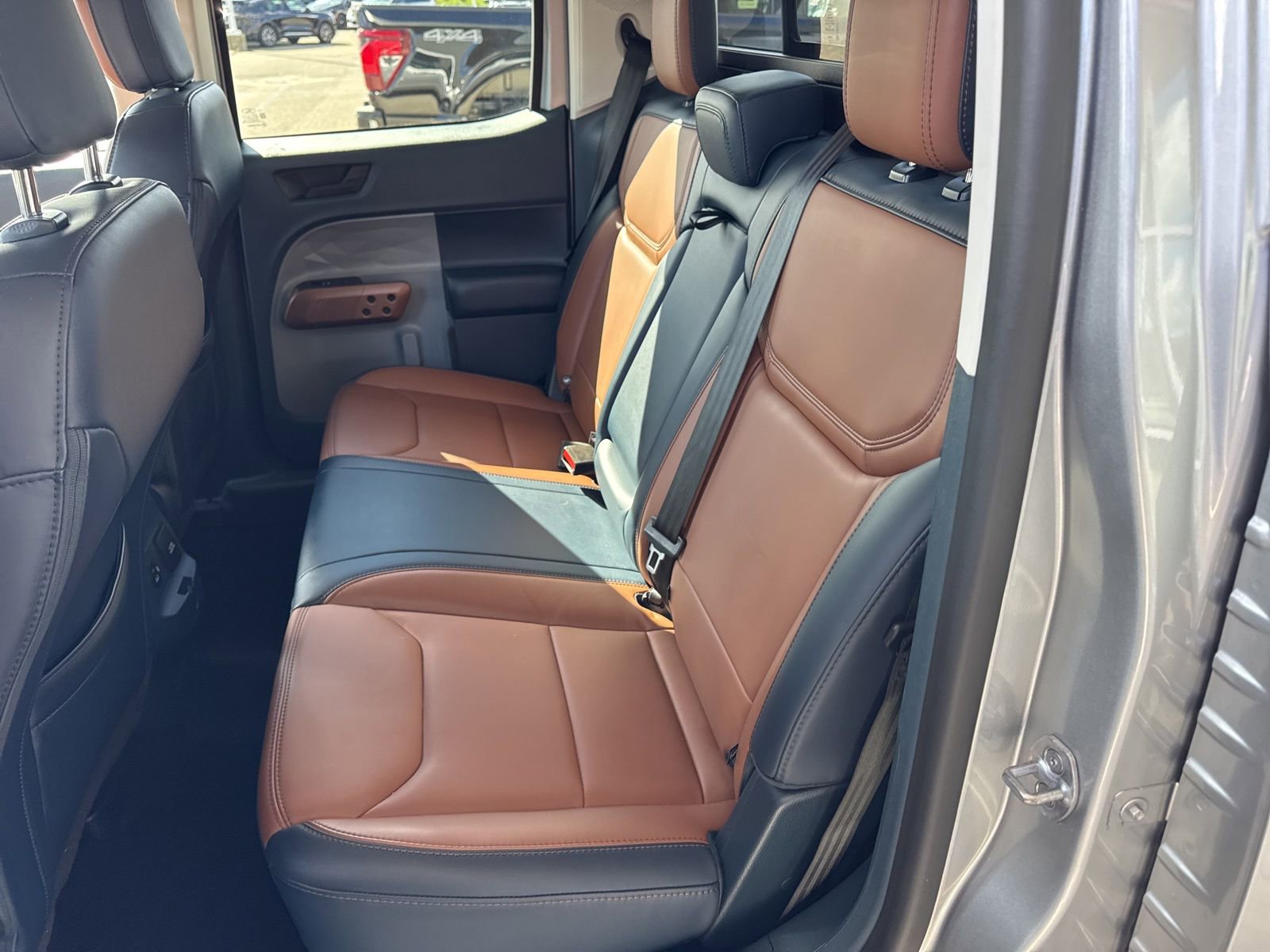 Certified 2024 Ford Maverick Lariat FWD image 38