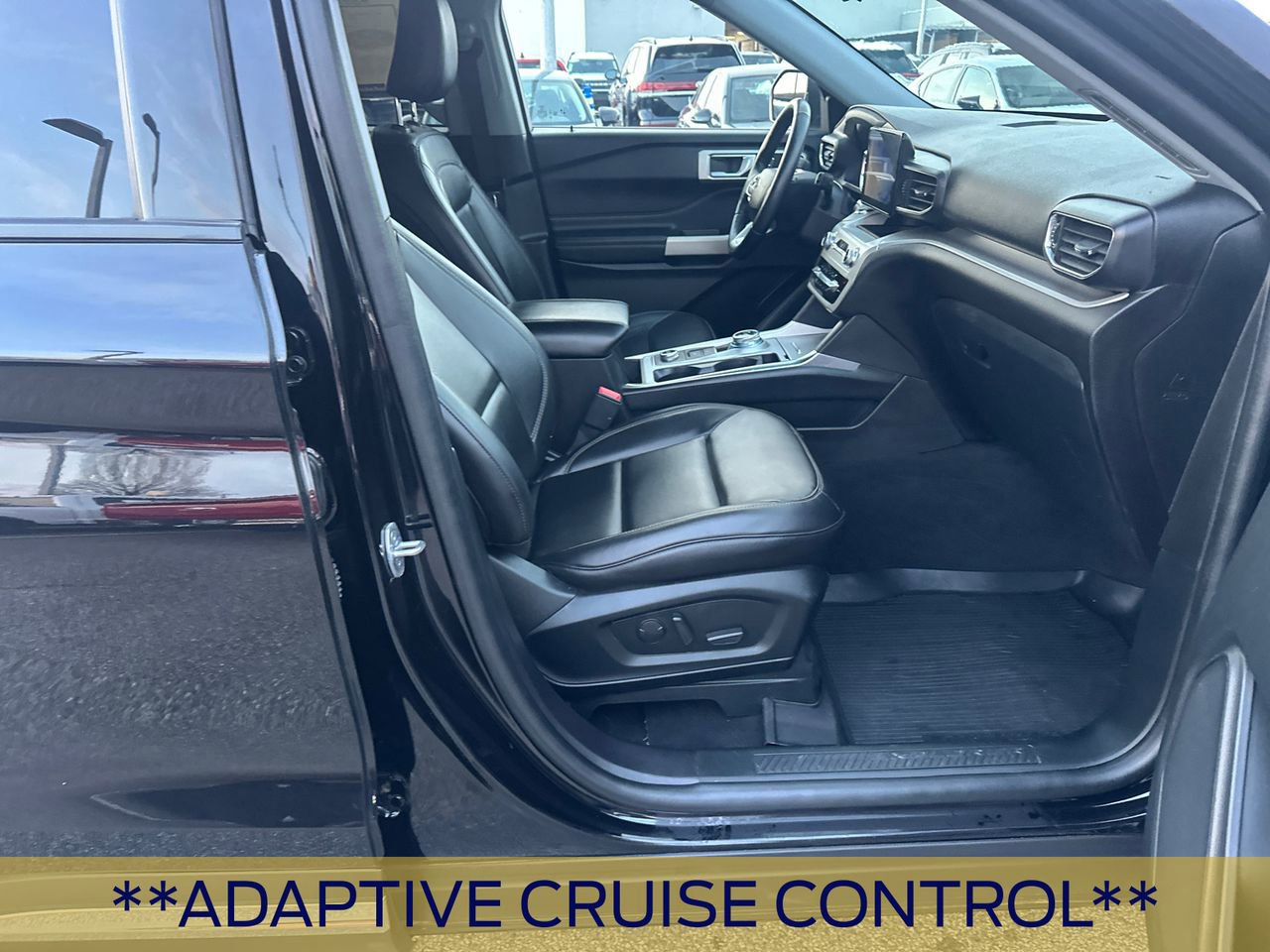 Certified 2022 Ford Explorer XLT w/ Equipment Group 202A image 15