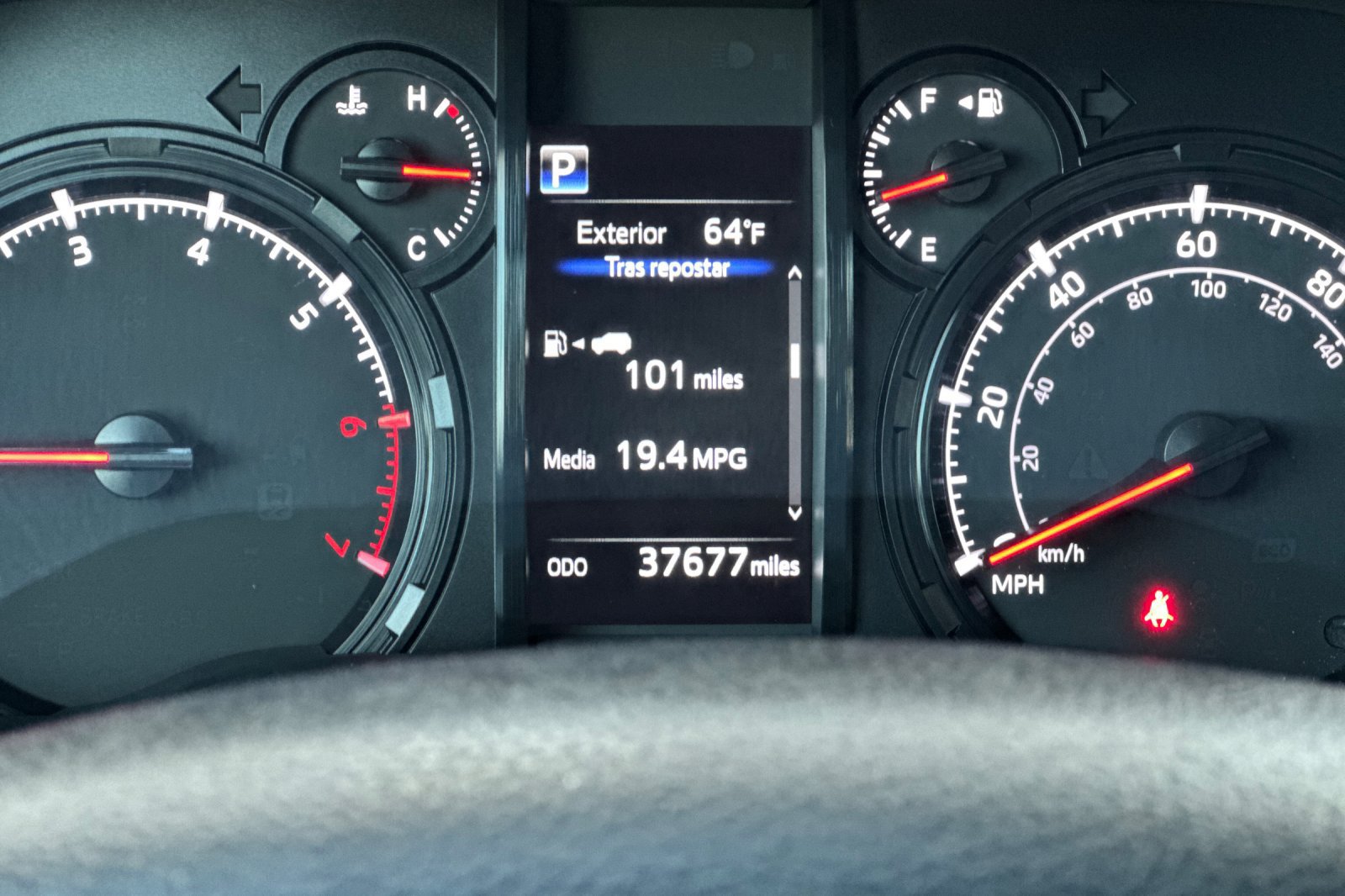 Used 2022 Toyota 4Runner SR5 Premium w/ Moonroof Package AWD/4WD image 28