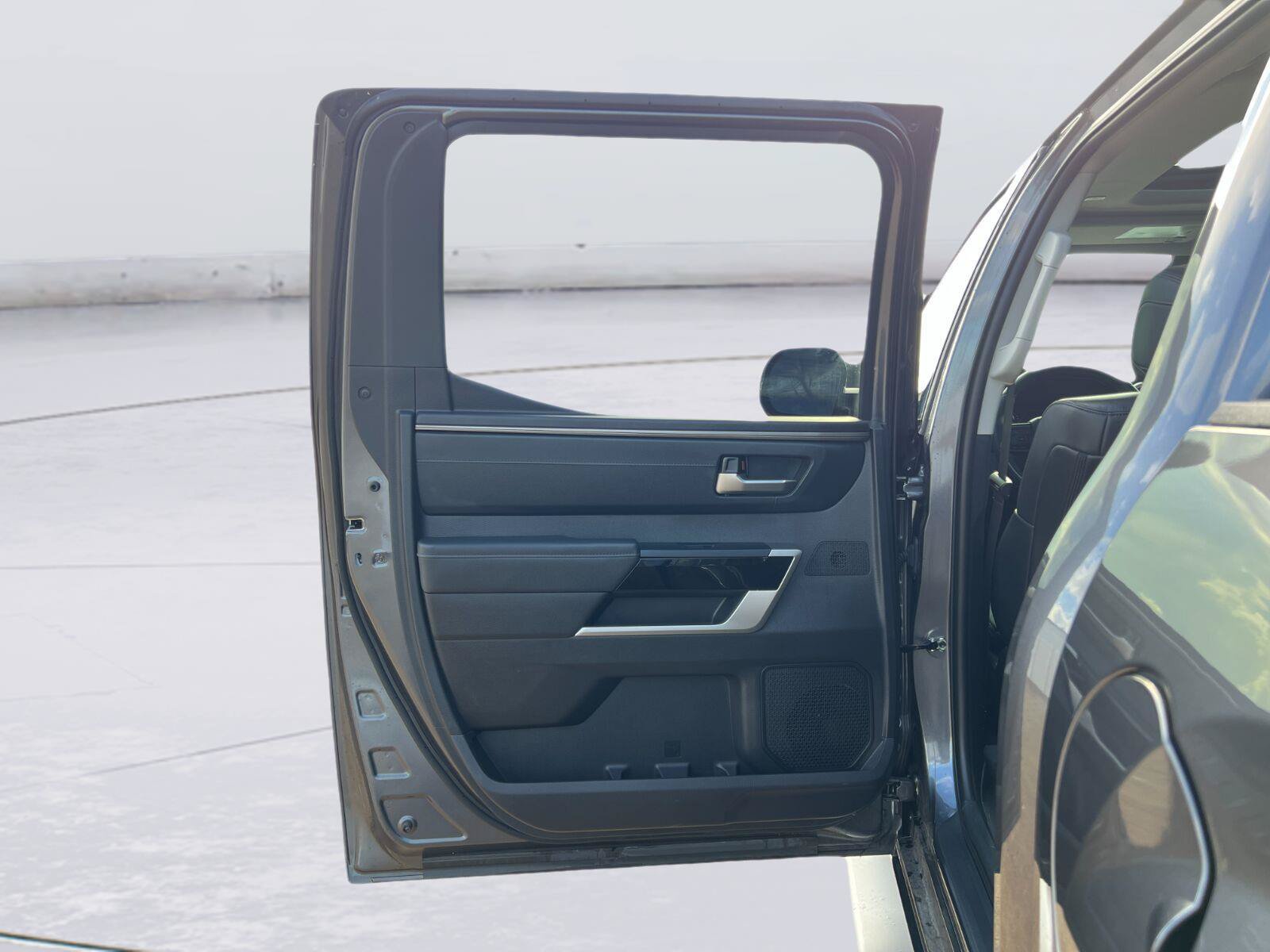 Used 2023 Toyota Tundra Limited w/ Power Package RWD image 21