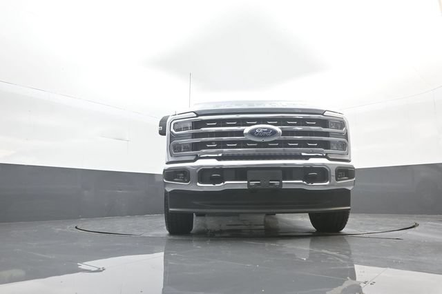 Certified 2026 Ford F250 Lariat w/ FX4 Off-Road Package AWD/4WD image 24