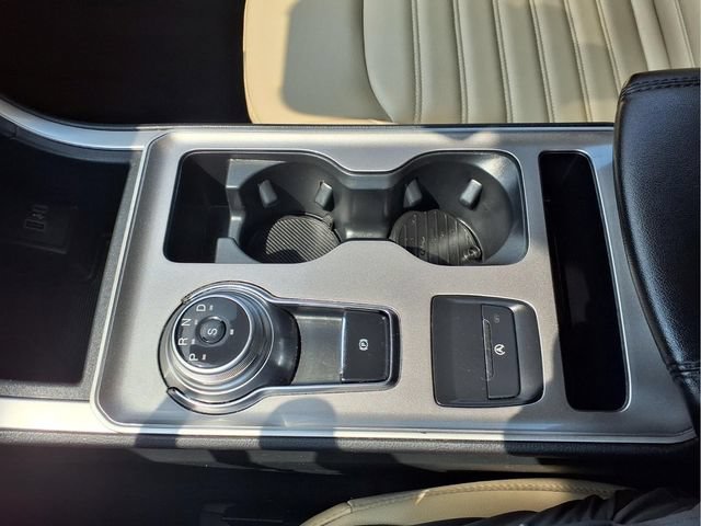 Certified 2024 Ford Edge SEL AWD/4WD image 22