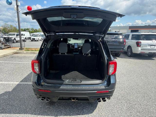 Certified 2022 Ford Explorer ST w/ Equipment Group 401A AWD/4WD image 8