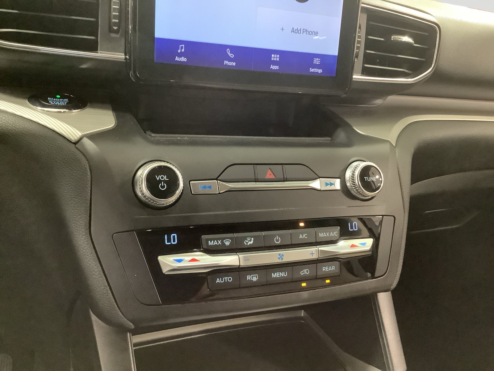 Certified 2020 Ford Explorer XLT w/ Equipment Group 202A RWD image 17