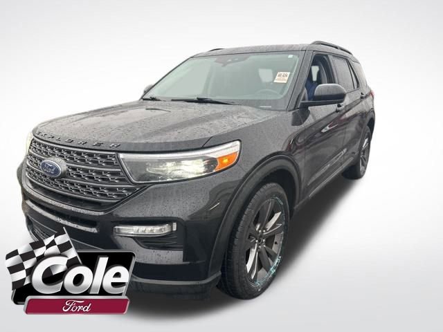 Certified 2022 Ford Explorer XLT w/ Equipment Group 202A