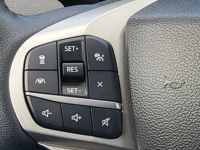 Certified 2023 Ford Explorer XLT w/ Equipment Group 202A image 34
