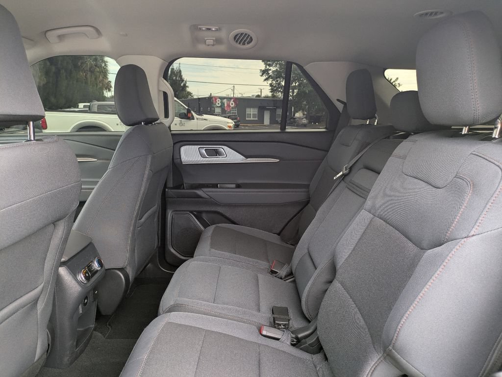 Certified 2025 Ford Explorer Active RWD image 14