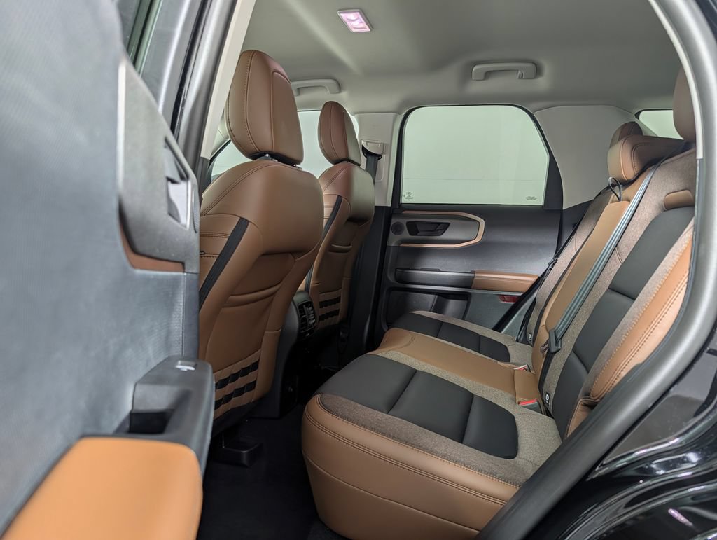 Certified 2025 Ford Bronco Sport Outer Banks w/ Outer Banks Tech Package+ AWD/4WD image 12