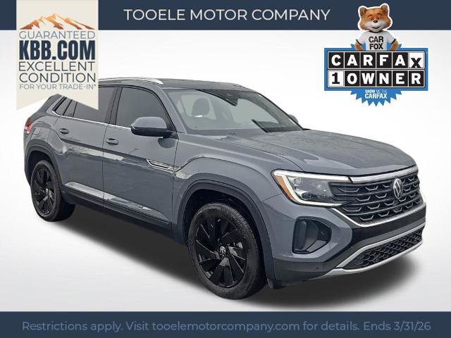 Used 2024 Volkswagen Atlas Cross Sport SE image 1