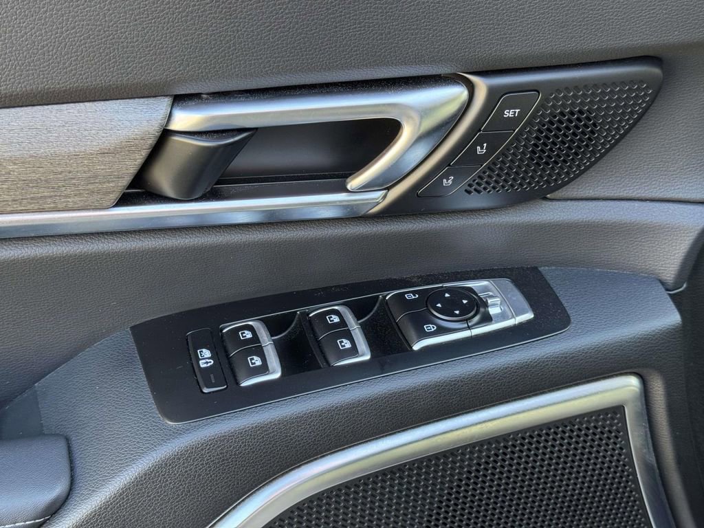 Used 2022 Kia Telluride SX w/ SX Prestige Package image 24