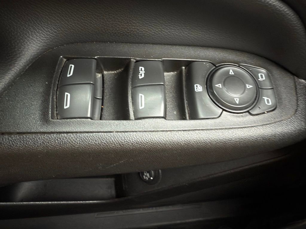 Used 2020 Chevrolet Equinox LT image 20