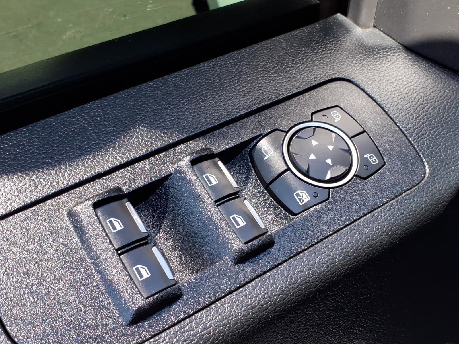 Certified 2019 Ford F150 Raptor w/ Equipment Group 802A Luxury image 14