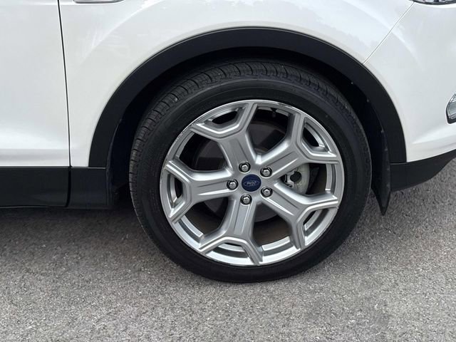 Certified 2017 Ford Escape Titanium FWD image 9