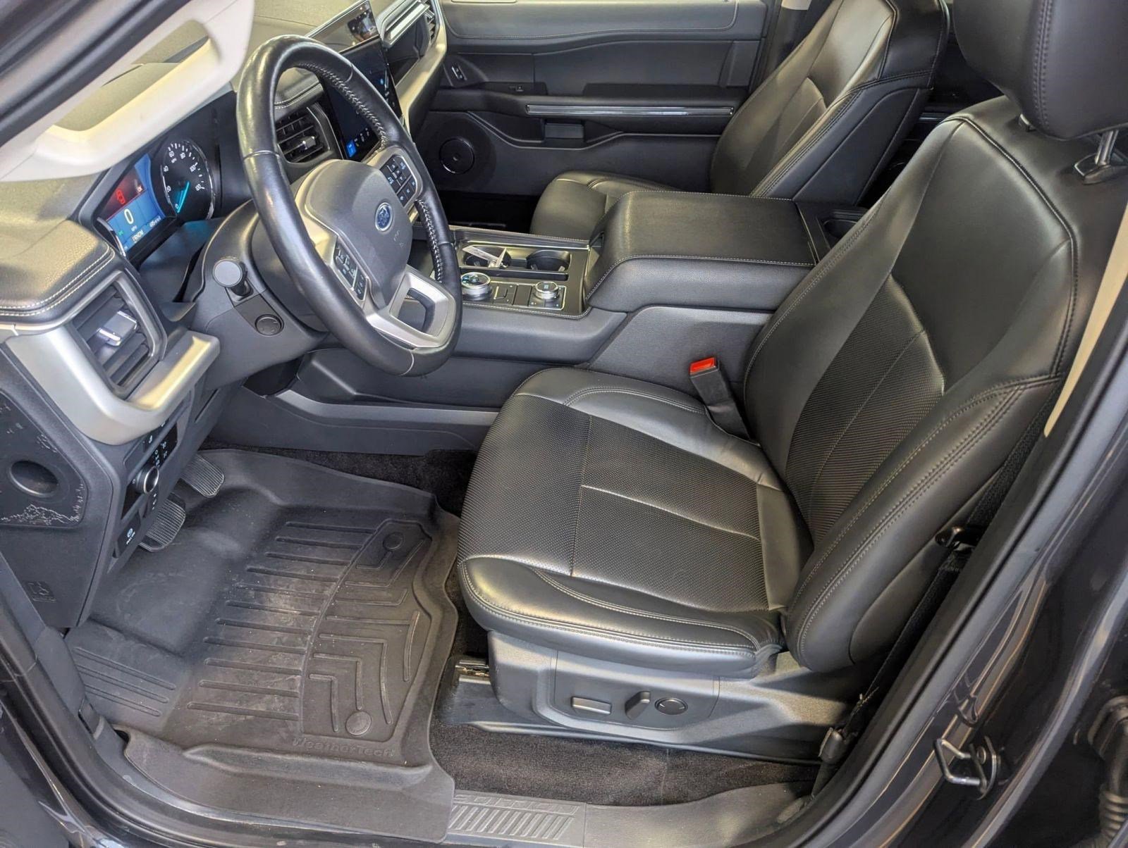 Certified 2023 Ford Expedition XLT image 10