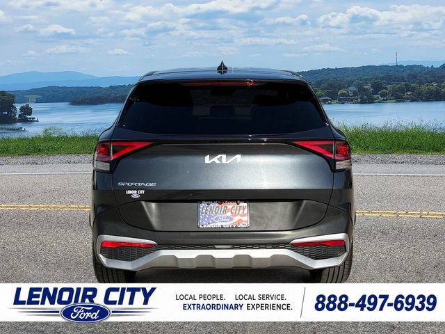 Used 2024 Kia Sportage EX FWD image 4