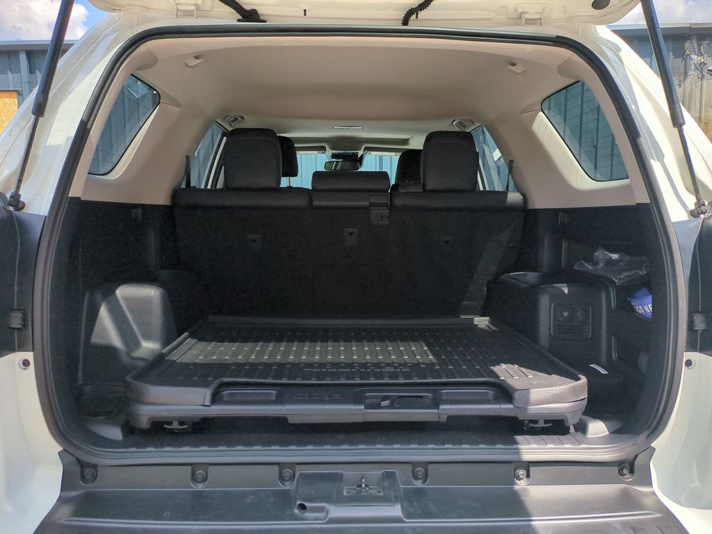 Used 2023 Toyota 4Runner TRD Off-Road Premium w/ Moonroof Package AWD/4WD image 7