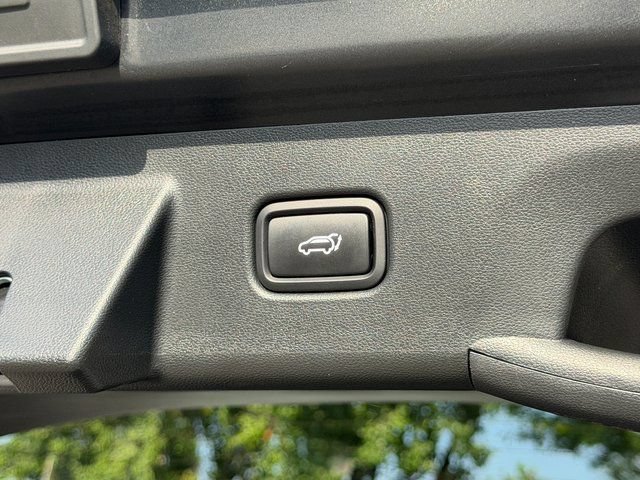 Used 2023 Hyundai Tucson SEL FWD image 32