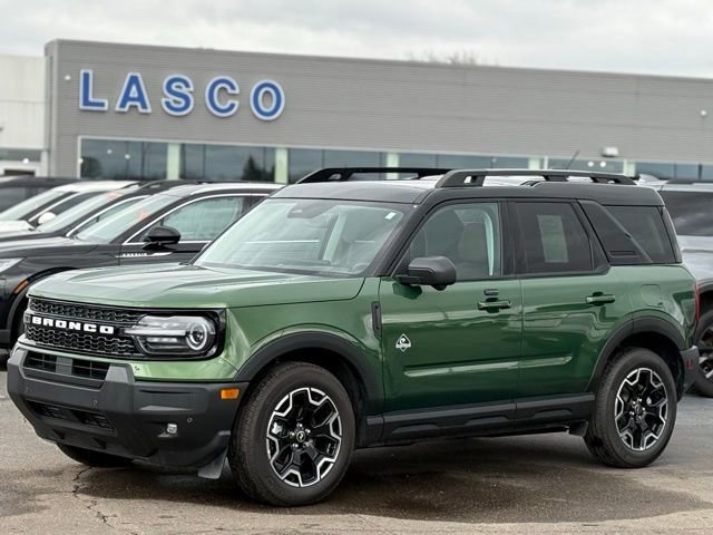 Certified 2025 Ford Bronco Sport Outer Banks w/ Outer Banks Tech Package+ image 2